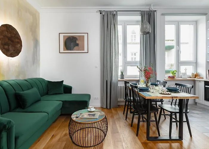 Oomph Warsaw Central Supreme Apartment